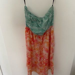 Lagaci tropical strapless dress size small